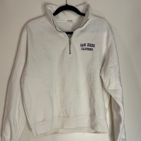 Brandy Melville San Diego Quarter Zip - Picture 1 of 3